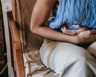 Woman with interstitial cystitis who requires cystoscopy or iAluRil installations.