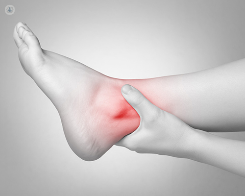 torn tendon in ankle symptoms